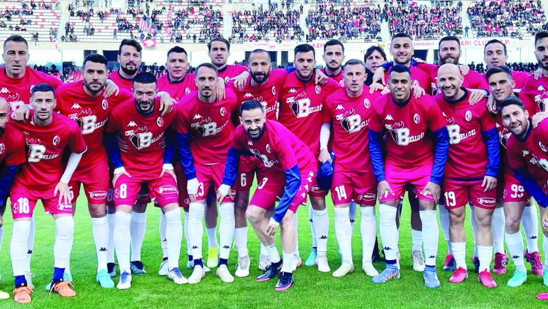 Calcio, Bari in festa al San Nicola