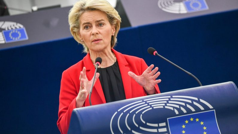 Von der Leyen lancia il quinto pacchetto di sanzioni alla Russia