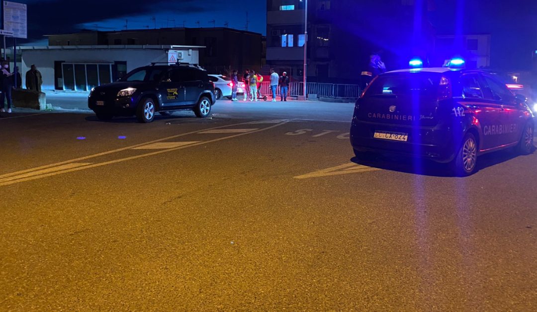 I carabinieri sul luogo dell'incidente
