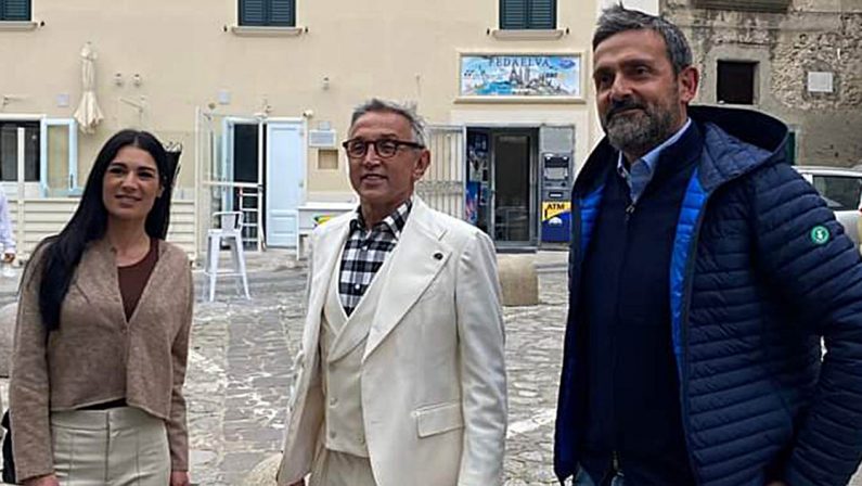 Tropea, "4 hotel" e Bruno Barbieri fanno tappa in città