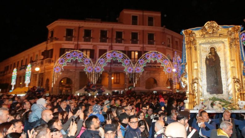 Crotone, torna la processione della Madonna di Capocolonna