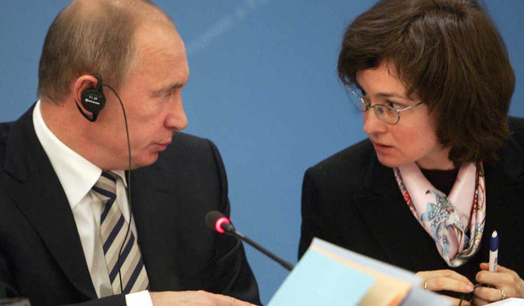 Vladimir Putin e Elvira Nabiulina