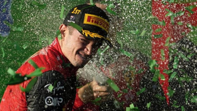 Formula 1, la Ferrari vola: Leclerc domina in Australia