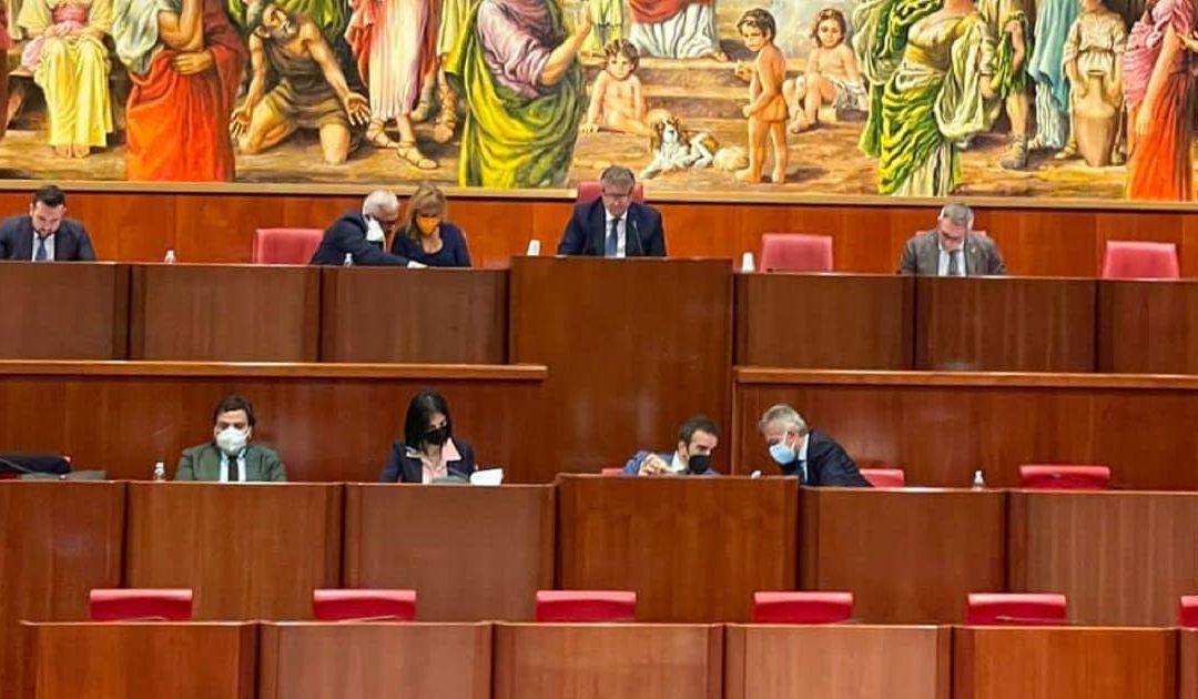 Una seduta del Consiglio regionale della Calabria
