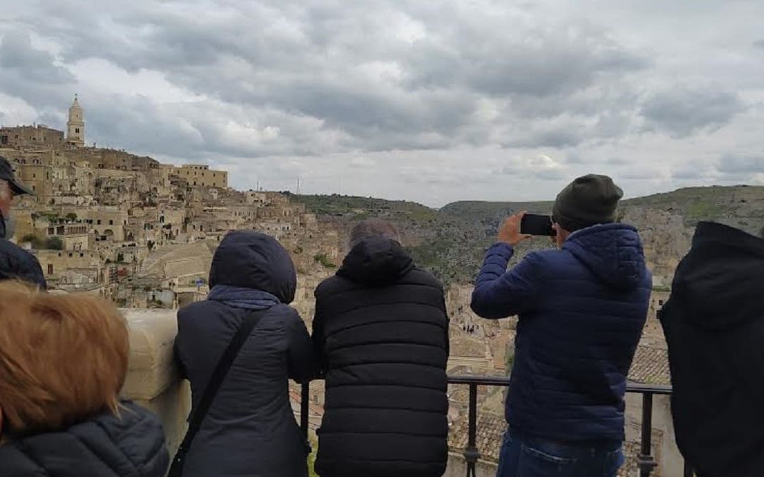 Meteo incerto e chiese chiuse: la Pasquetta di Matera