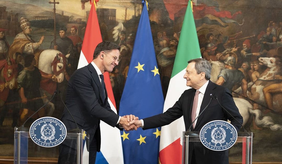Il premier olandese, Mark Rutte, e quello italiano, Mario Draghi
