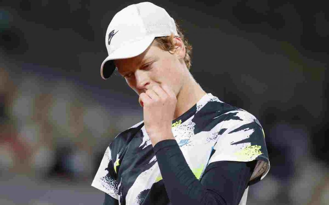 Tennis, a Montecarlo Sinner cede di misura contro Zverev