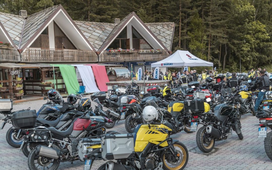 Suzuki, aperte le iscrizioni per il V-Strom Day 2022