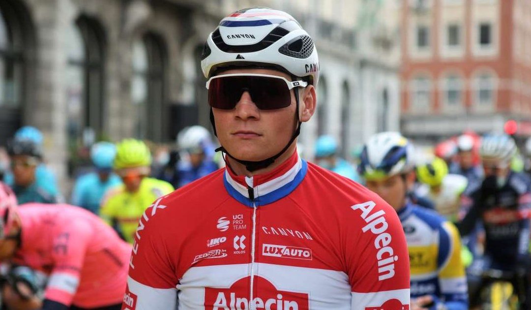 Giro d’Italia 2022, Van der Poel è la prima maglia rosa