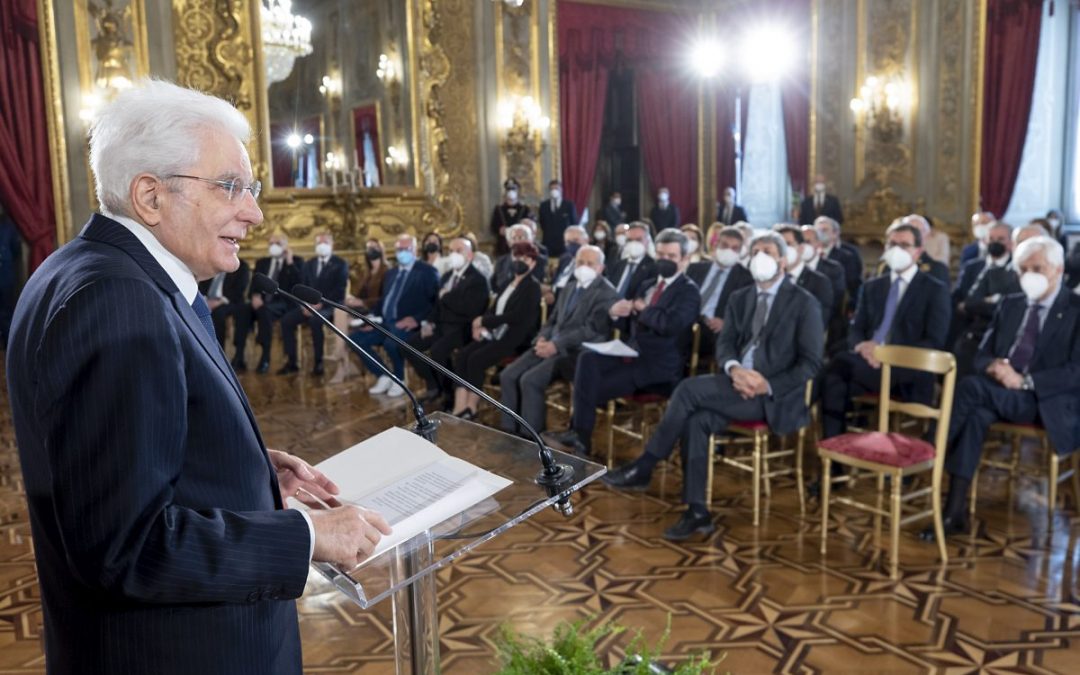 Mattarella “Valorizzare l’unità delle Forze Armate”