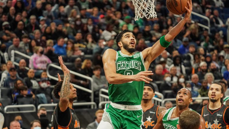 Finale Conference, Boston-Miami 102-82, serie sul 2-2