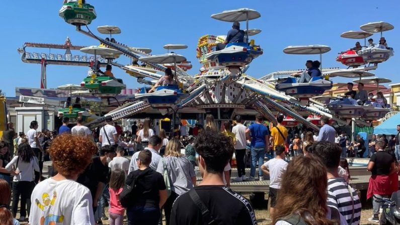 Crotone nel caos: festa patronale senz'acqua e ressa al Luna Park