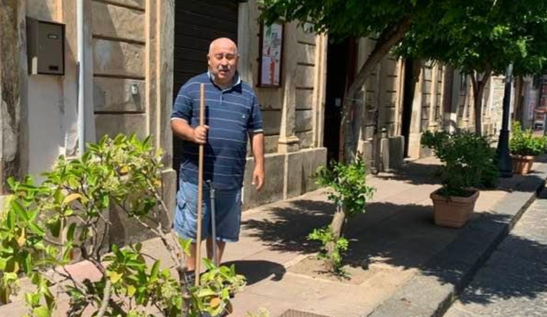 Il professore  Filippo Mazzitello