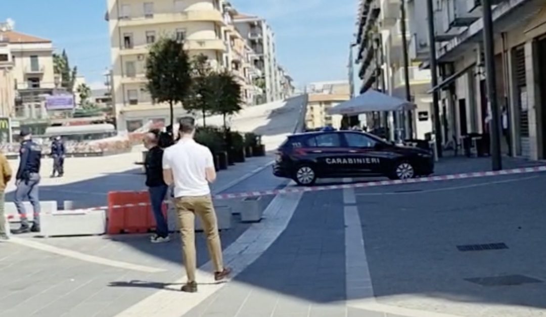 Piazza Bilotti chiusa al traffico