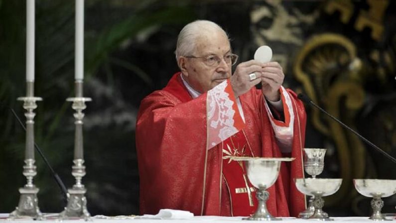 Vaticano: morto il cardinale Angelo Sodano, segretario di Stato emerito