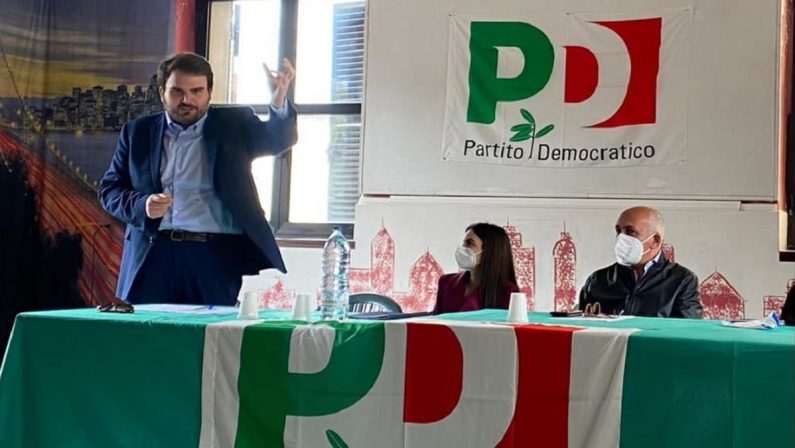 Congresso Pd Cosenza, Vittorio Pecoraro eletto segretario