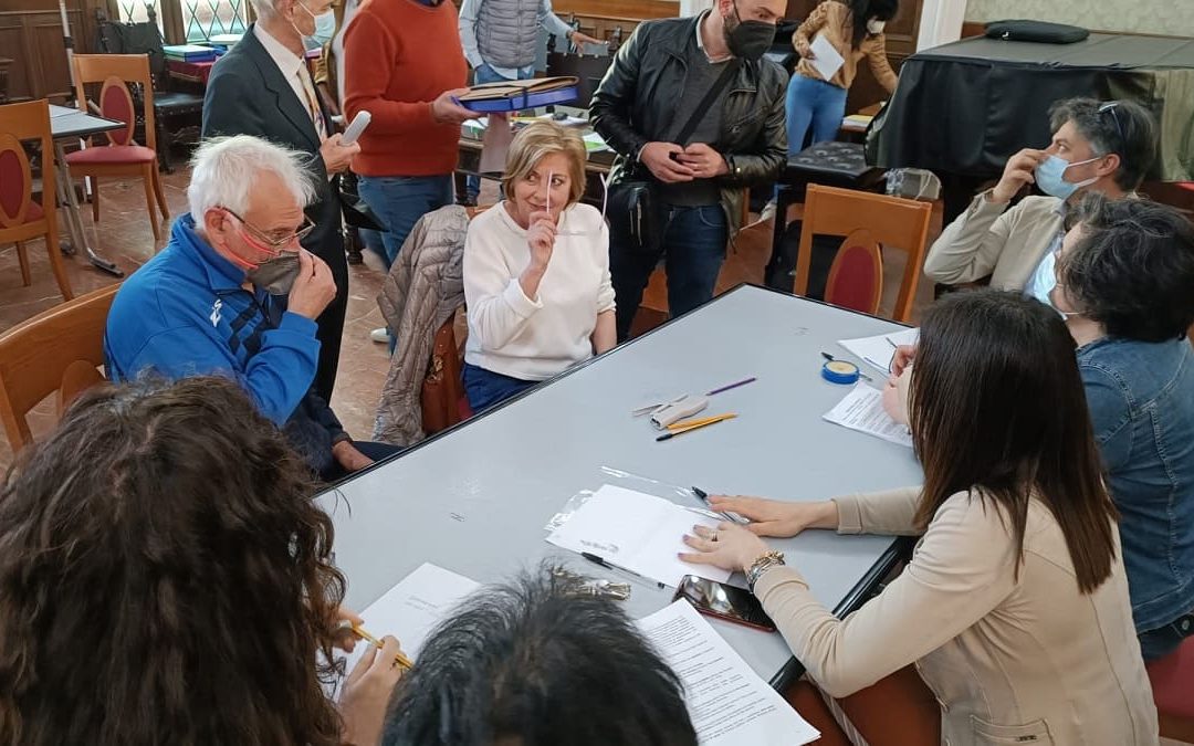 La raccolta delle liste sabato a Palazzo De Nobili