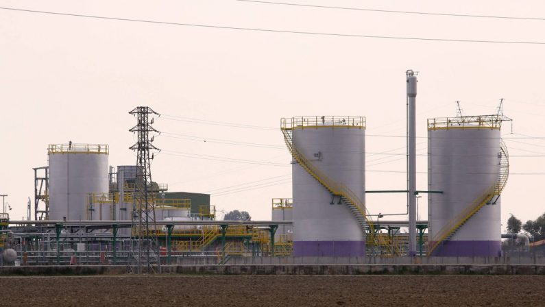 Gas, l’Unione Europea accelera sullo stoccaggio