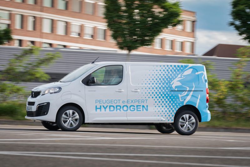 Nuovo Peugeot e-Expert Hydrogen, l’elettrico senza compromessi