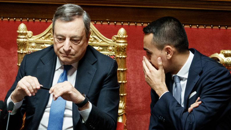 Draghi doma i populisti e Di Maio lo segue mollando i Cinquestelle