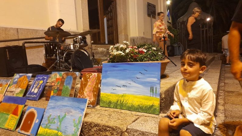 Manuele, a 5 anni artista seguito sul web da 5000 follower