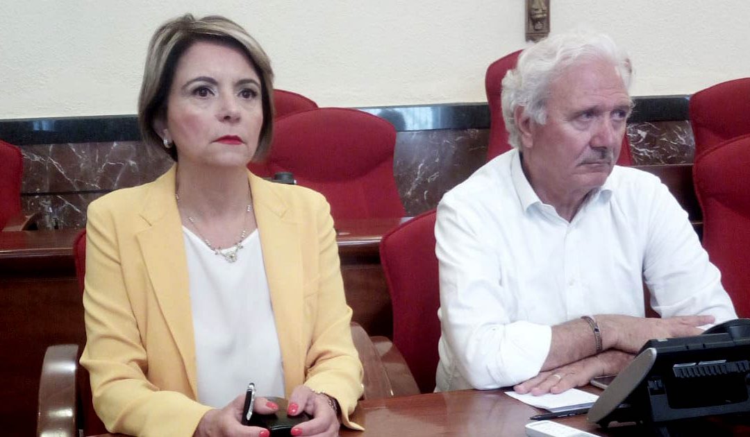 Il sindaco Maria Limardo e il suo vice Domenico Primerano