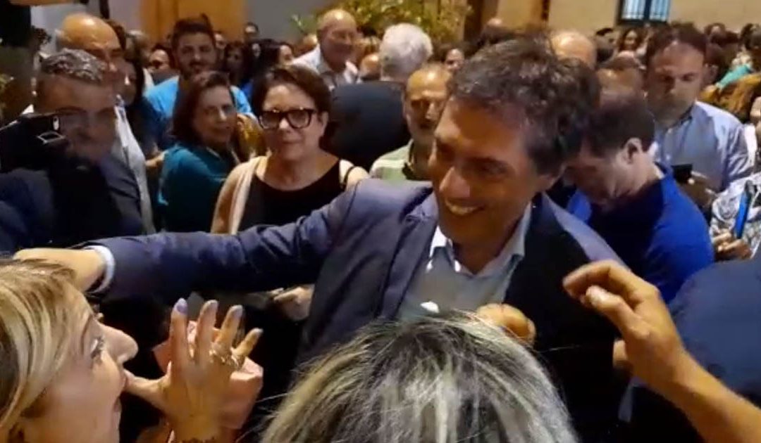 Nicola Fiorita nel giorno delle sue elezioni nel giugno 2022