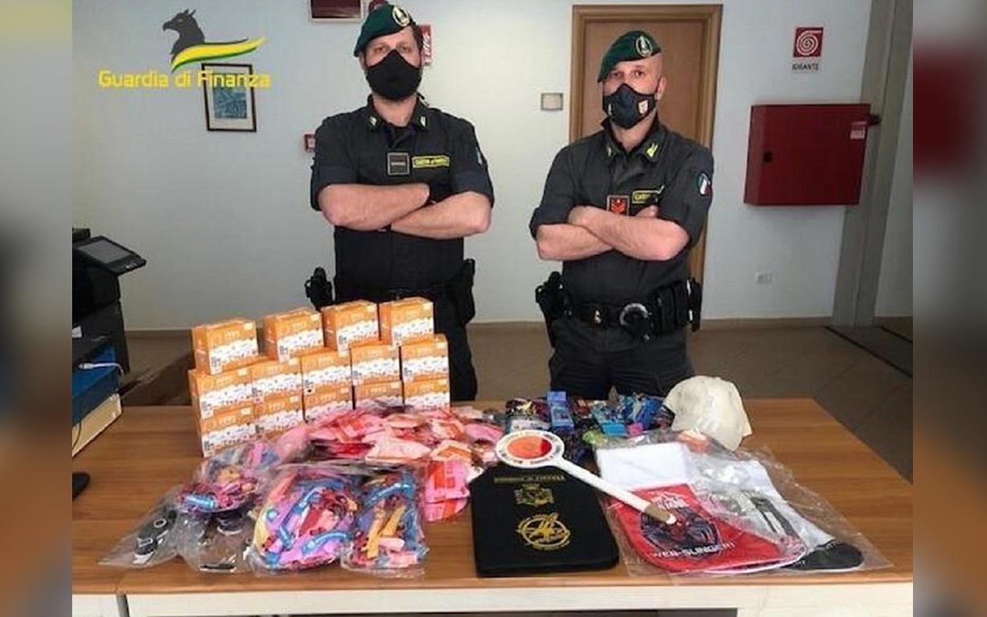 Il materiale sequestrato