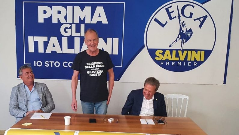 Referendum Giustizia, Calderoli a Catanzaro in stile Pannella