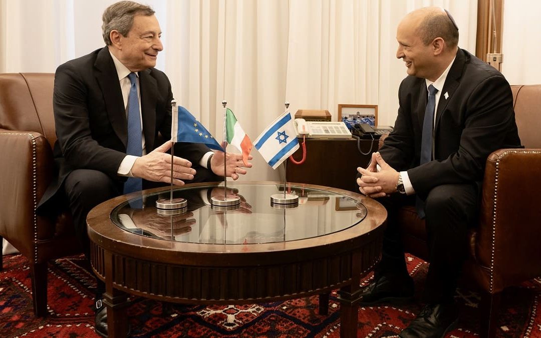 Mario Draghi con il Primo Ministro israeliano Naftali Bennett