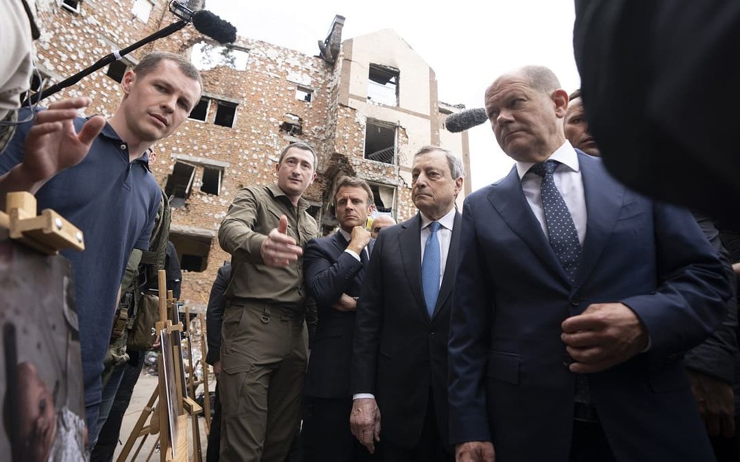 Emmanuel Macron, Mario Draghi e Olaf Scholz in visita a Irpin, in Ucraina