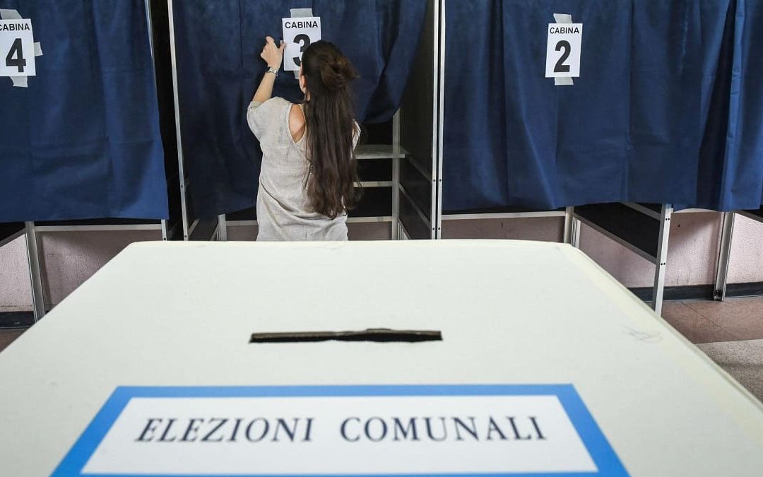 Comunali 2022, seggi aperti per i ballottaggi in tre città