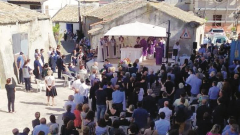 I funerali di Lombardi Satriani, la rumorosa assenza della politica calabrese
