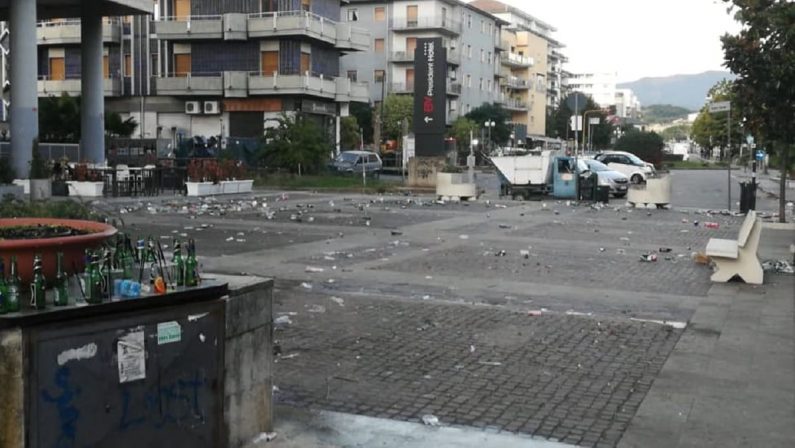 Movida a Rende, stop agli alcolici da mezzanotte: l'ordinanza