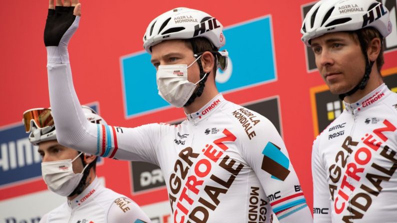 Jungels vince 9^ tappa al Tour, Pogacar resta in giallo