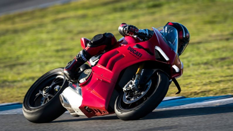 Ducati Panigale V4, ancora più prestazioni e comfort