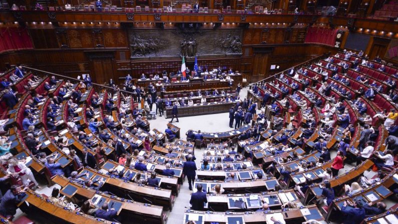 La Camera approva il Dl Aiuti, M5S non partecipa al voto