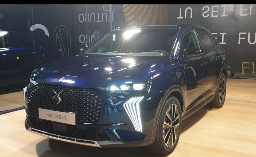 Con DS7 continua il viaggio di DS Automobile verso il futuro