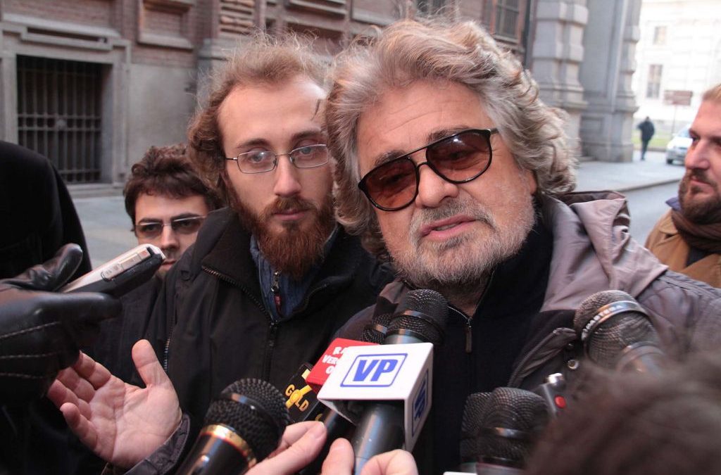 M5s, Grillo su doppio mandato “Onore a chi ha servito con altruismo”