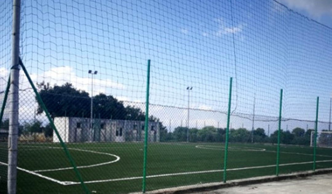 Il campo di calcio a 5 di Comparni
