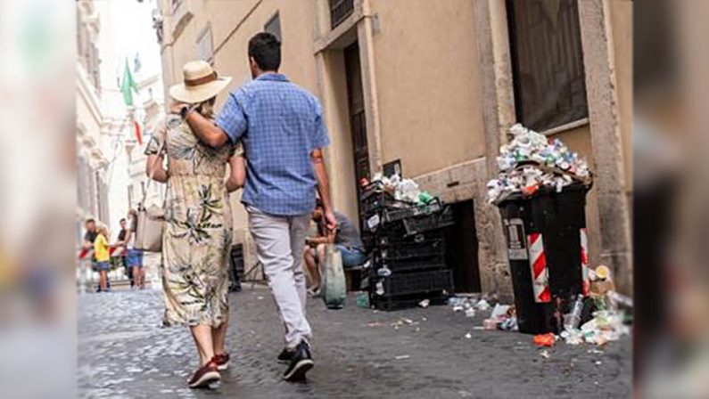 Povera Roma, sfregiata dalla decadenza