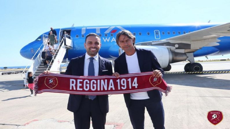 L'arrivo di Pippo Inzaghi a Reggio fra l'entusiasmo dei tifosi