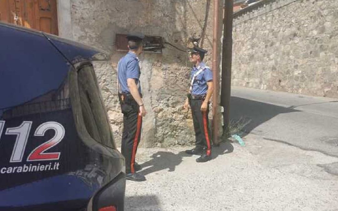 Allacci abusivi alla rete idrica, 14 denunce nel Crotonese