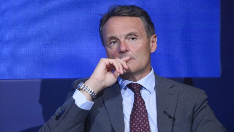Governo, dalle farmacie appello alla politica “Garantire continuità”