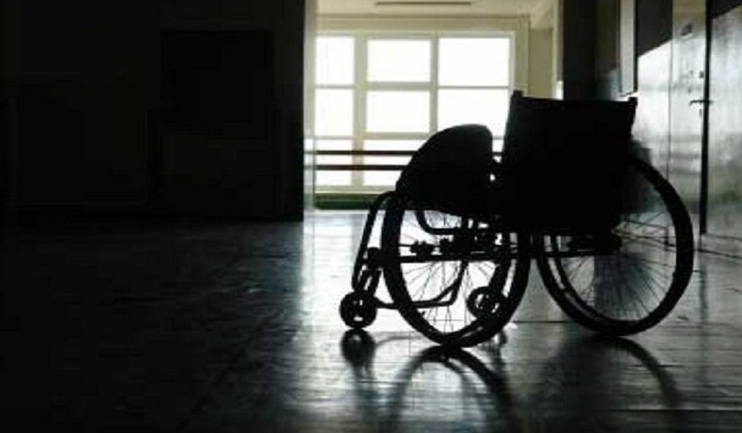 La onlus degli orrori nel Cosentino: tre arresti per maltrattamenti su disabili