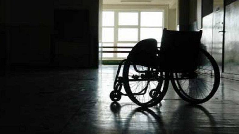 Onlus degli orrori nel cosentino, disabili maltrattati: 3 arresti - I NOMI