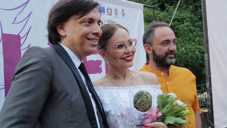 Lamezia International Film Fest, tutti pazzi per Ornella Muti