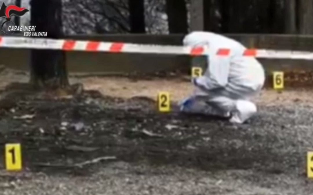 Il luogo in cui venne ritrovata l'auto bruciata dai killer