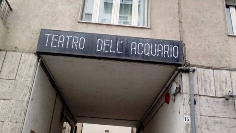 Incognite sul futuro dell’Acquario di Cosenza: «Qualcuno salvi il nostro teatro»