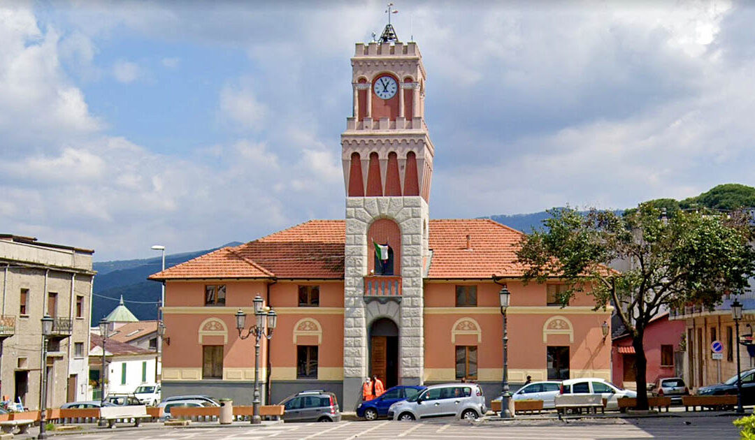 Il municipio di Molochio in provincia di Reggio Calabria